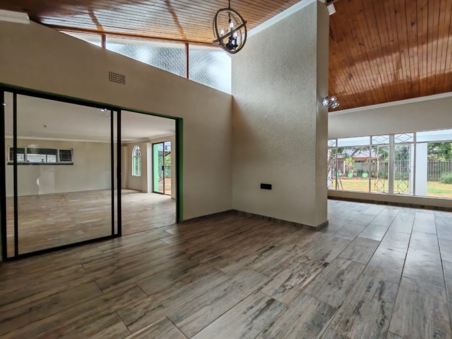 4 Bedroom Property for Sale in Three Rivers Gauteng