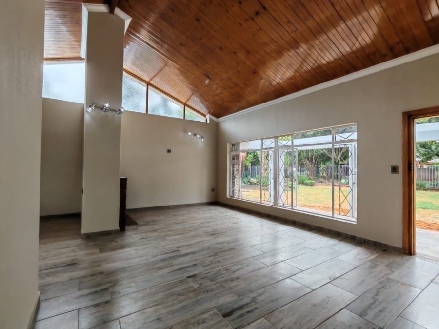 4 Bedroom Property for Sale in Three Rivers Gauteng