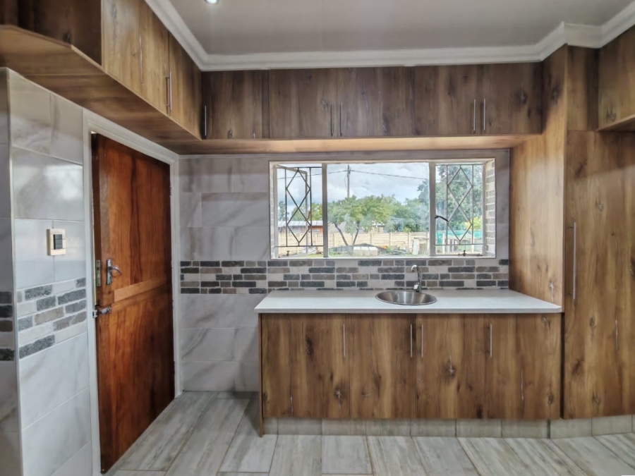 4 Bedroom Property for Sale in Three Rivers Gauteng