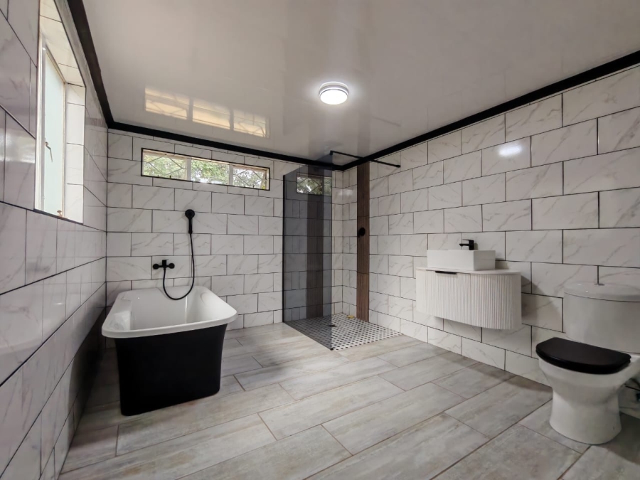 4 Bedroom Property for Sale in Three Rivers Gauteng