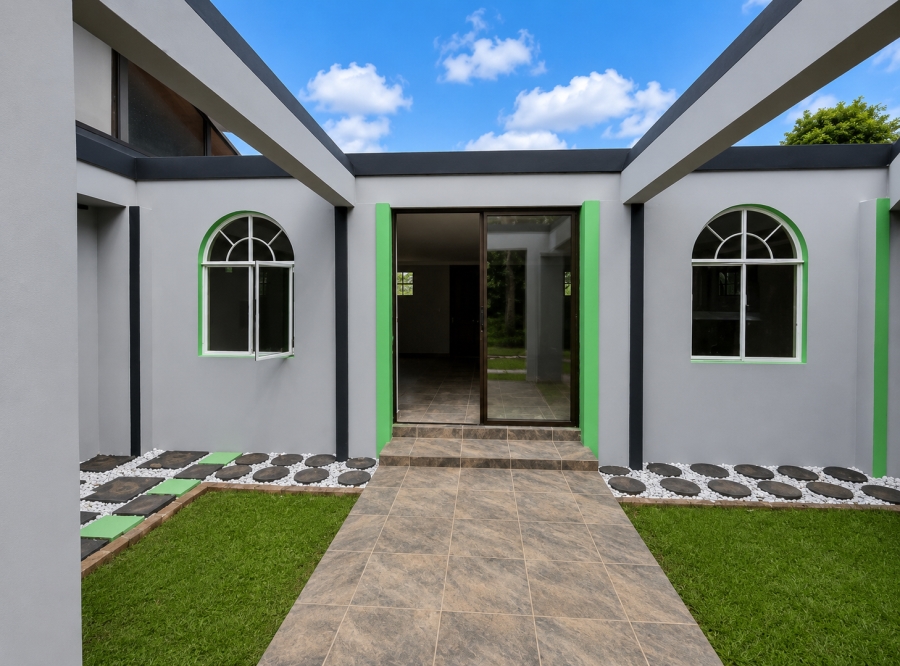 4 Bedroom Property for Sale in Three Rivers Gauteng