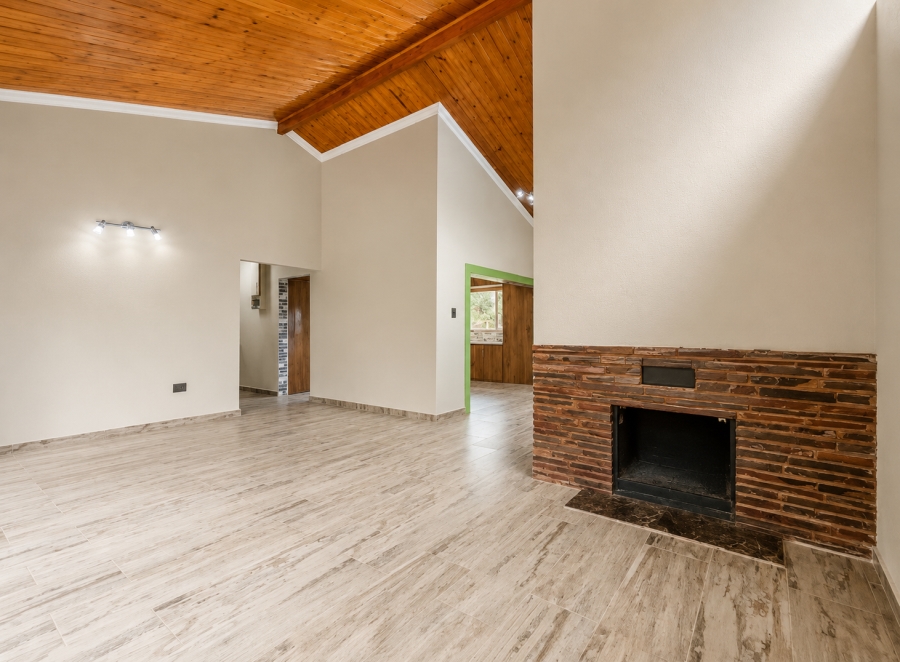 4 Bedroom Property for Sale in Three Rivers Gauteng