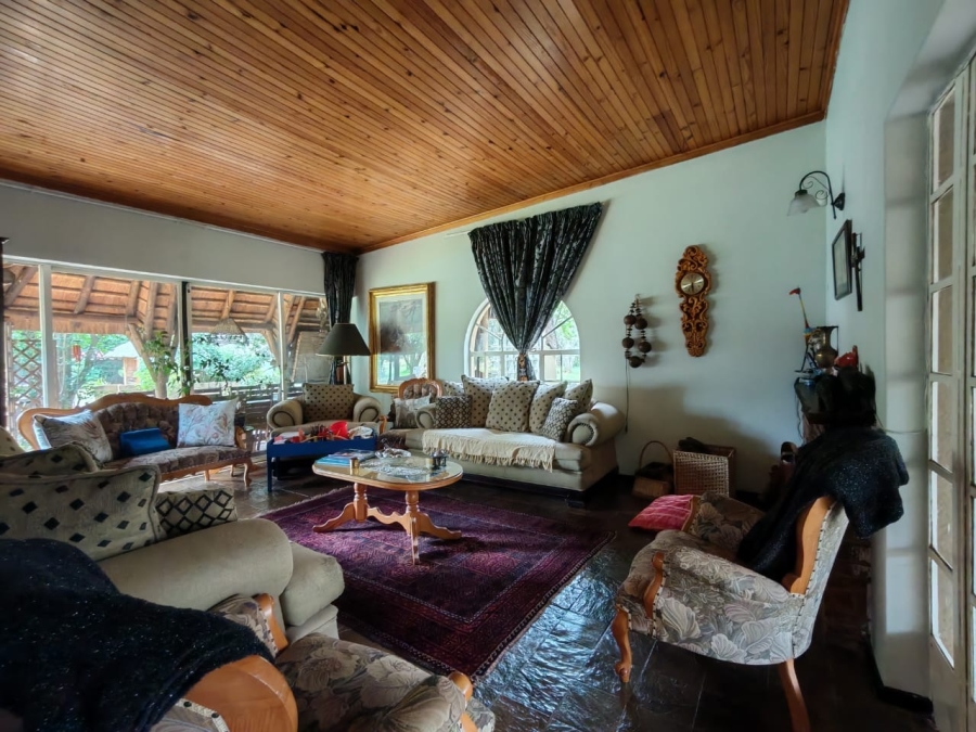 5 Bedroom Property for Sale in Glen Donald A H Gauteng