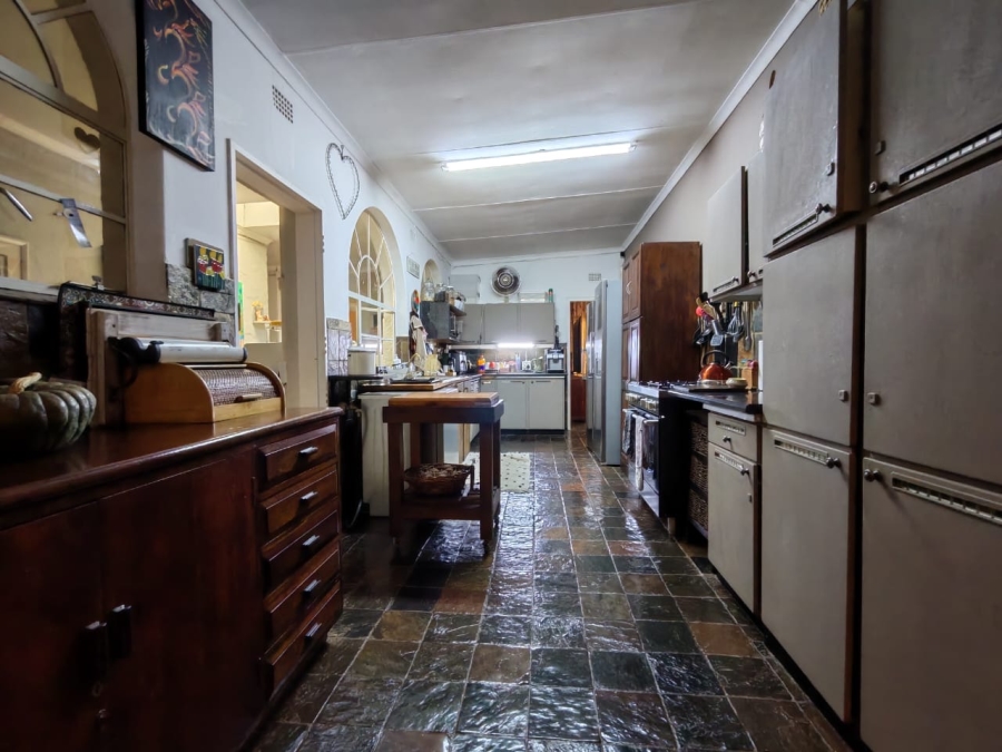 5 Bedroom Property for Sale in Glen Donald A H Gauteng