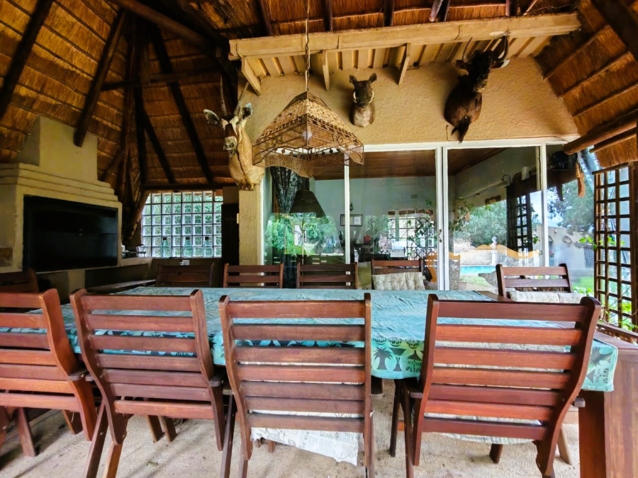 5 Bedroom Property for Sale in Glen Donald A H Gauteng