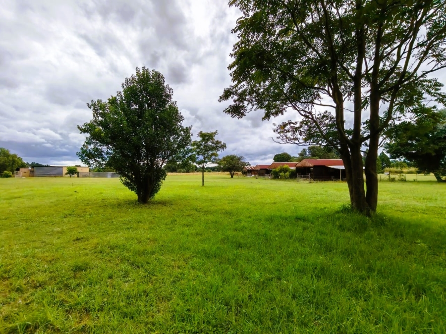 5 Bedroom Property for Sale in Glen Donald A H Gauteng