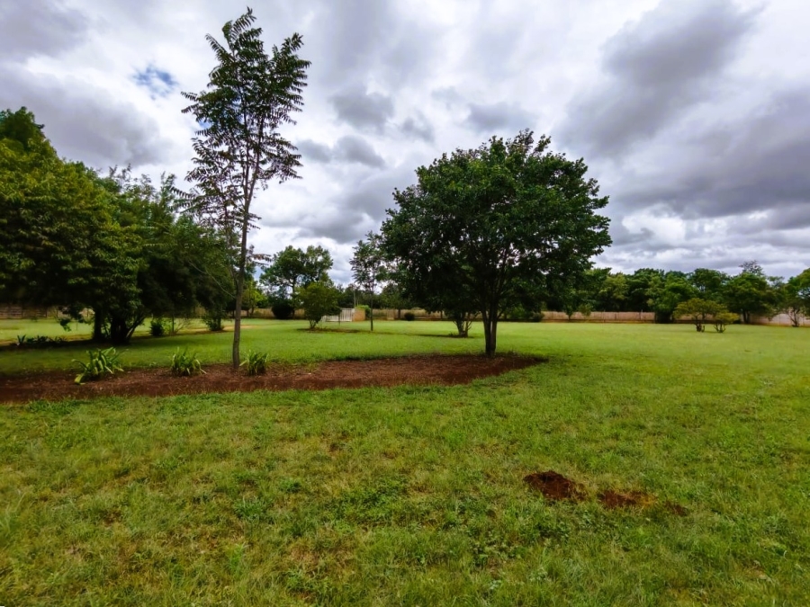 5 Bedroom Property for Sale in Glen Donald A H Gauteng