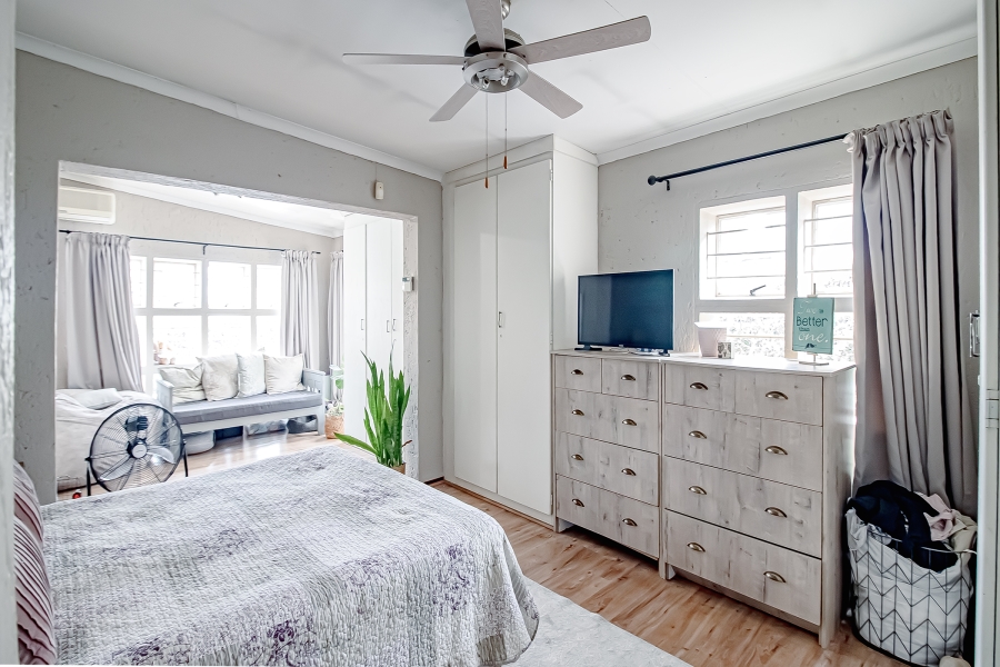 3 Bedroom Property for Sale in Faerie Glen Gauteng