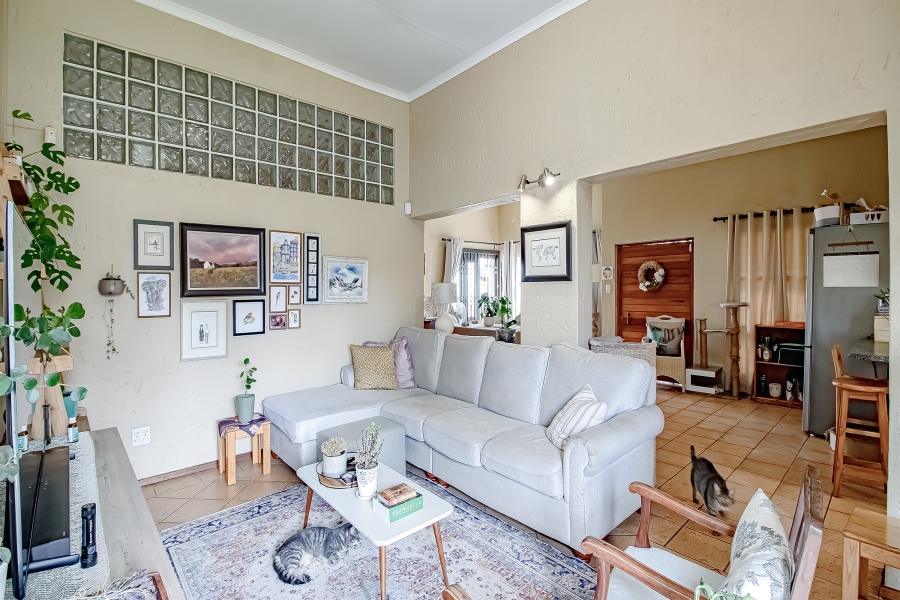 3 Bedroom Property for Sale in Faerie Glen Gauteng