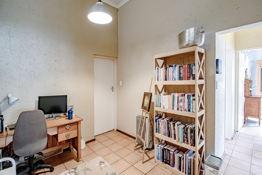 3 Bedroom Property for Sale in Faerie Glen Gauteng