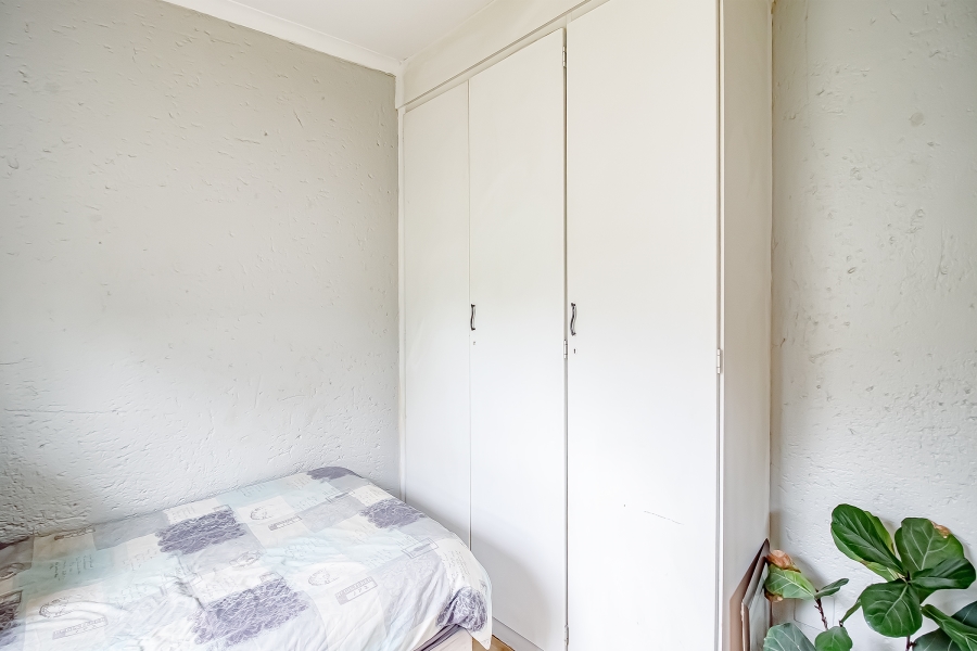 3 Bedroom Property for Sale in Faerie Glen Gauteng