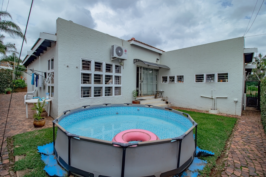 3 Bedroom Property for Sale in Faerie Glen Gauteng