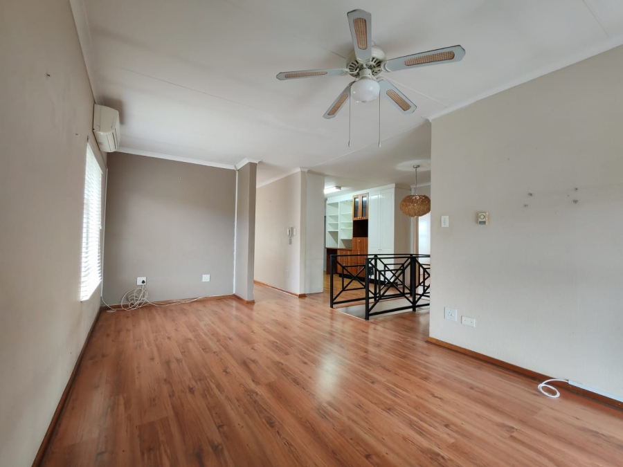 To Let 3 Bedroom Property for Rent in Three Rivers Proper Gauteng