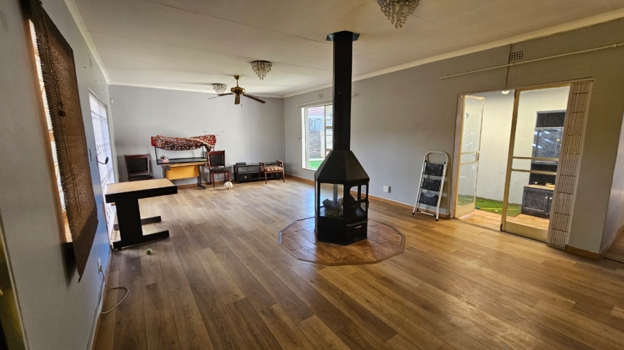 To Let 3 Bedroom Property for Rent in Arcon Park Gauteng