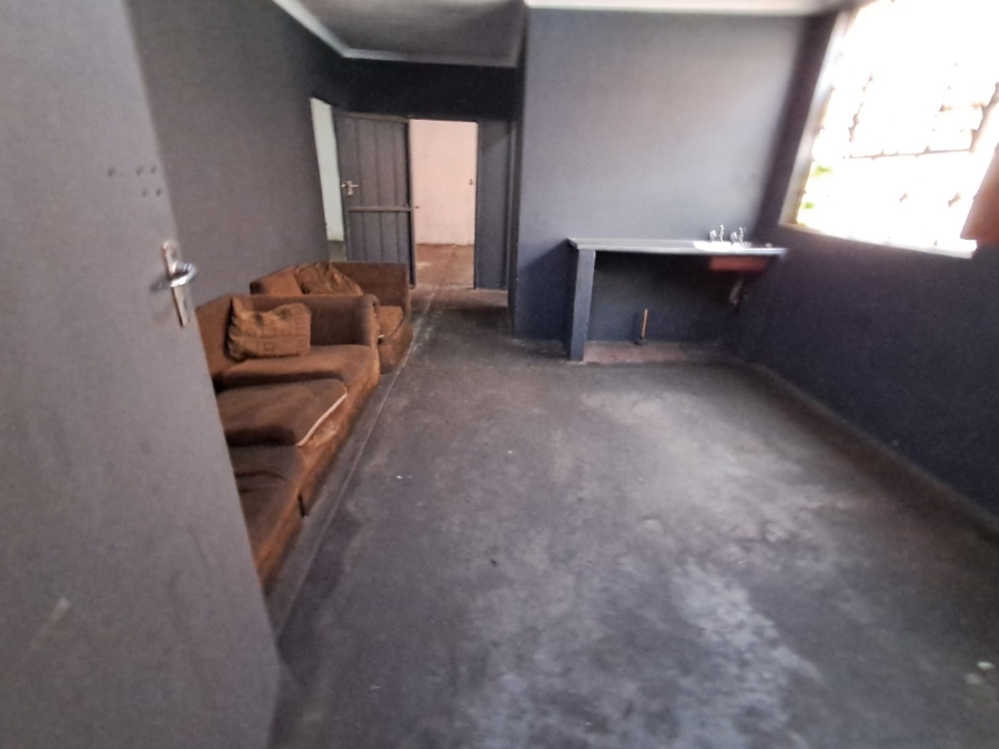 To Let commercial Property for Rent in Duncanville Gauteng