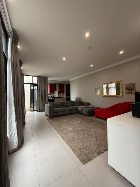 1 Bedroom Property for Sale in Serengeti Lifestyle Estate Gauteng