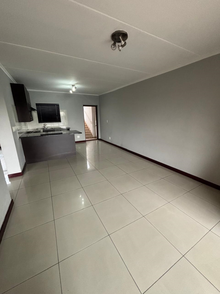 2 Bedroom Property for Sale in Carlswald Gauteng
