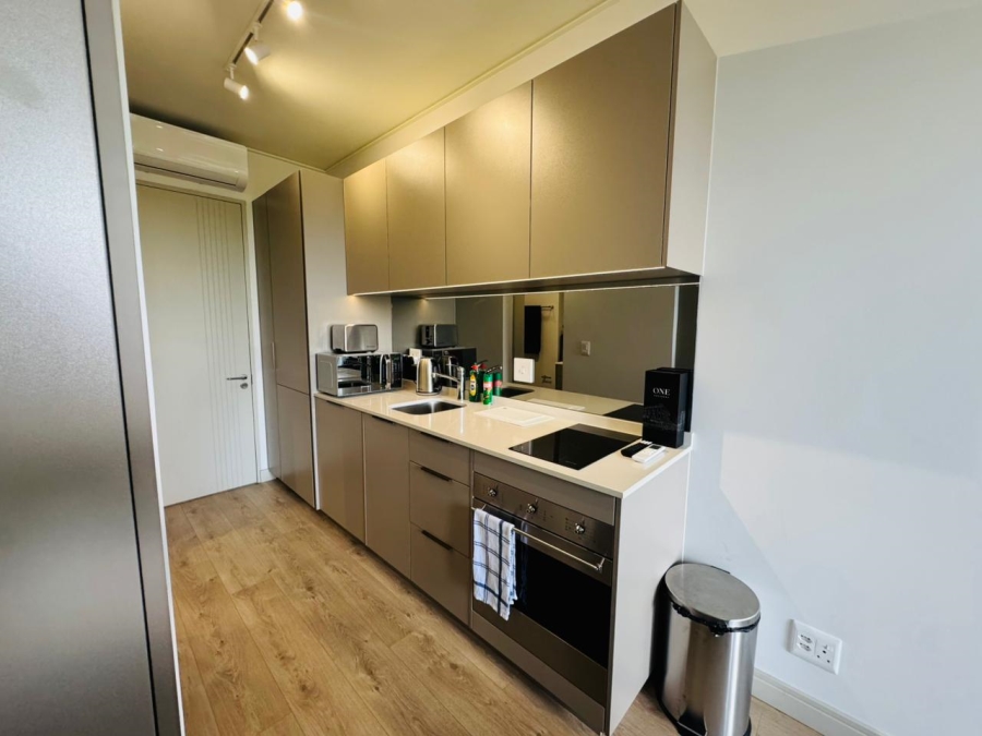 To Let 1 Bedroom Property for Rent in Rosebank Gauteng