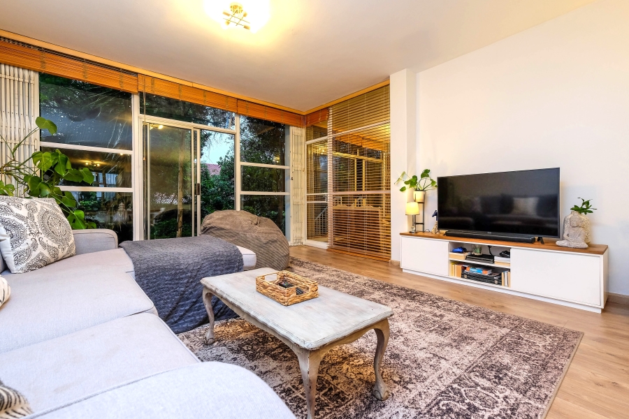 2 Bedroom Property for Sale in Dunkeld West Gauteng