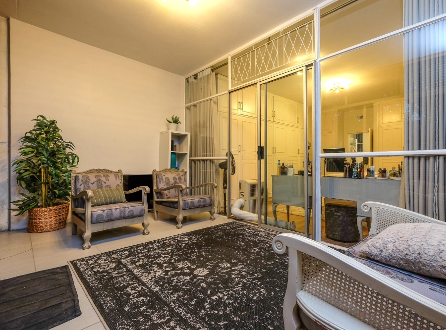 2 Bedroom Property for Sale in Dunkeld West Gauteng