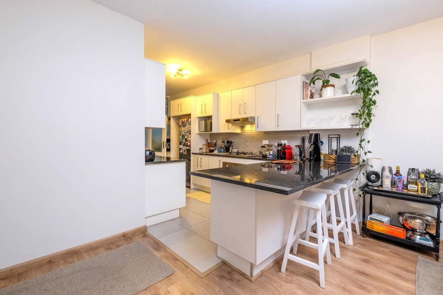 2 Bedroom Property for Sale in Dunkeld West Gauteng