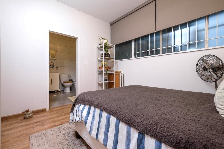 2 Bedroom Property for Sale in Dunkeld West Gauteng