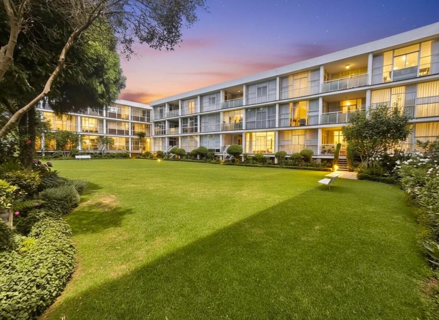 2 Bedroom Property for Sale in Dunkeld West Gauteng