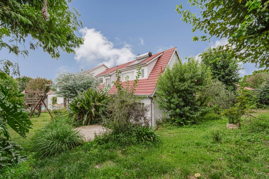 7 Bedroom Property for Sale in Greenside Gauteng