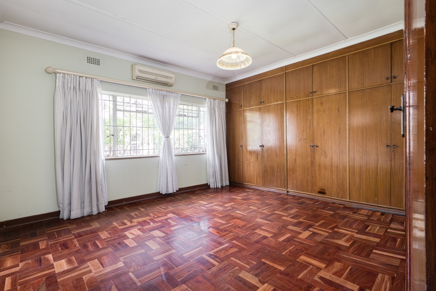 4 Bedroom Property for Sale in Linden Gauteng