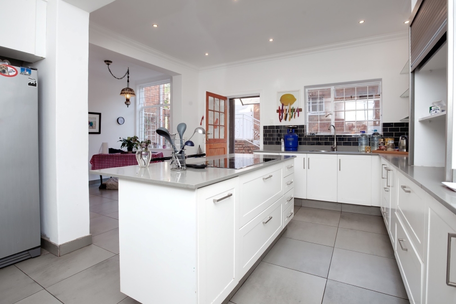 4 Bedroom Property for Sale in Parktown Gauteng