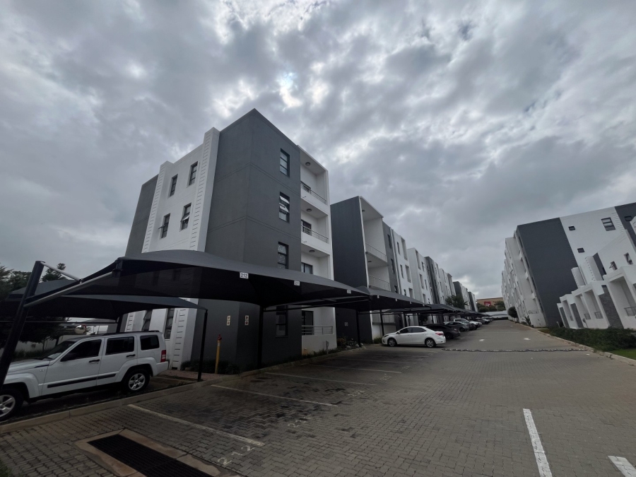 2 Bedroom Property for Sale in Erand Gardens Gauteng