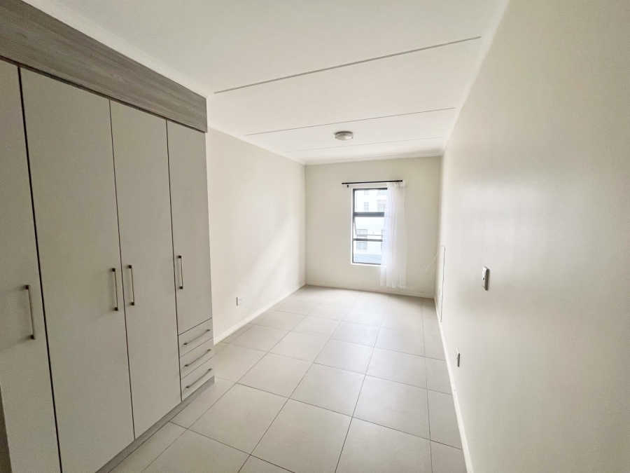 2 Bedroom Property for Sale in Erand Gardens Gauteng
