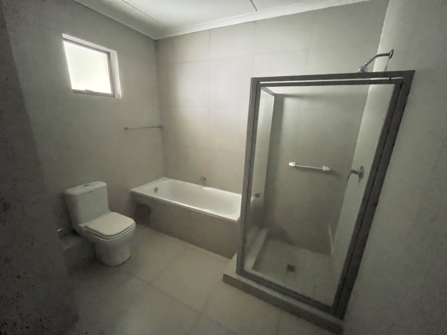 2 Bedroom Property for Sale in Erand Gardens Gauteng