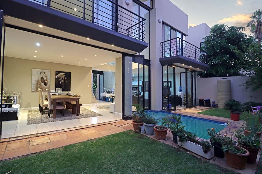 3 Bedroom Property for Sale in Bryanston Gauteng