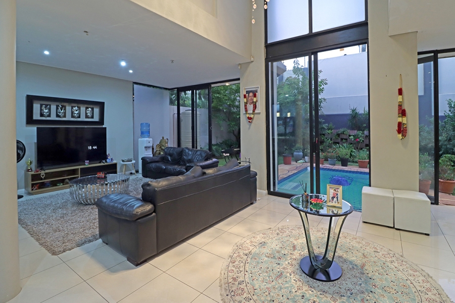 3 Bedroom Property for Sale in Bryanston Gauteng