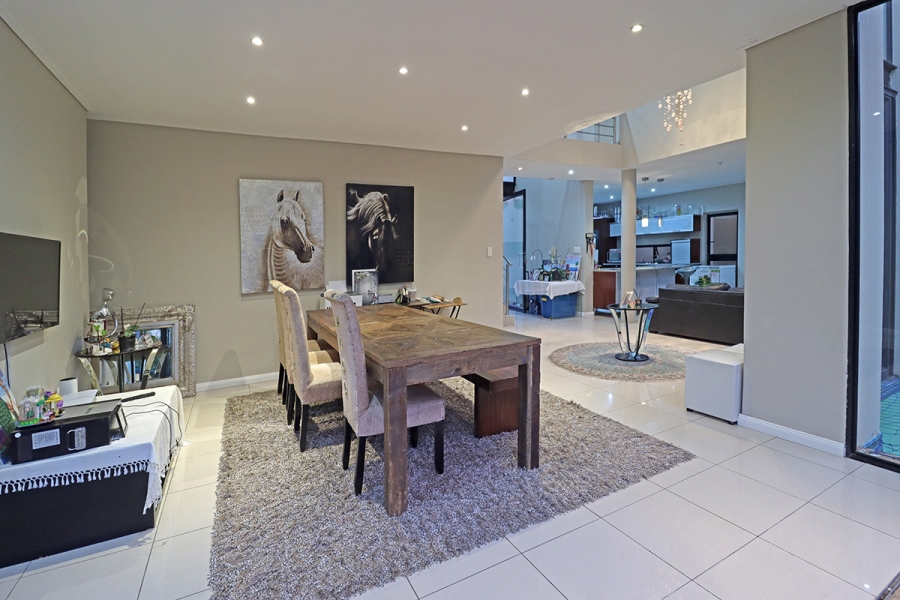 3 Bedroom Property for Sale in Bryanston Gauteng