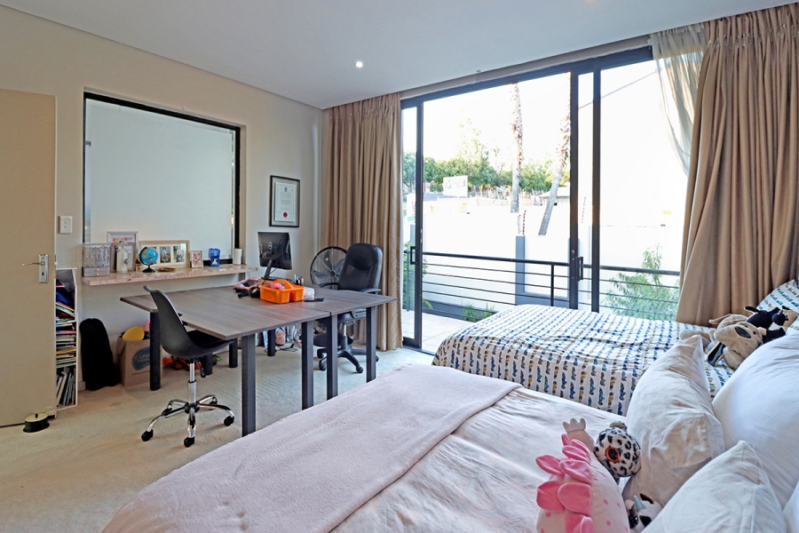 3 Bedroom Property for Sale in Bryanston Gauteng