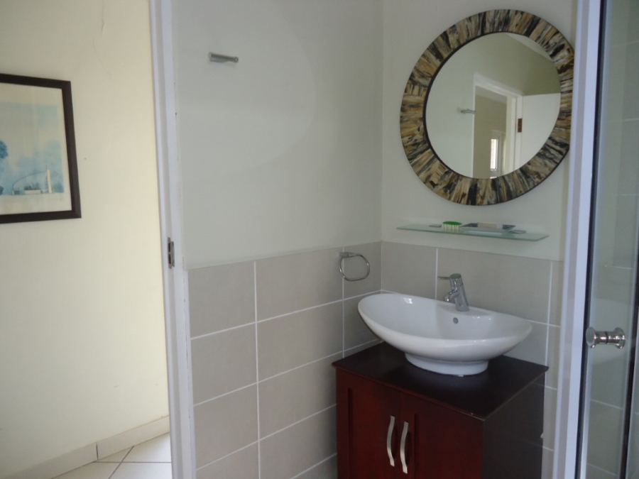 To Let 1 Bedroom Property for Rent in Atholl Gauteng