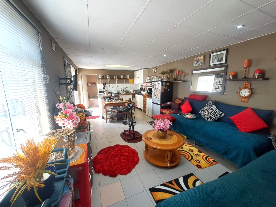 4 Bedroom Property for Sale in Kensington Gauteng