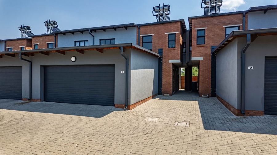 3 Bedroom Property for Sale in Sinoville Gauteng