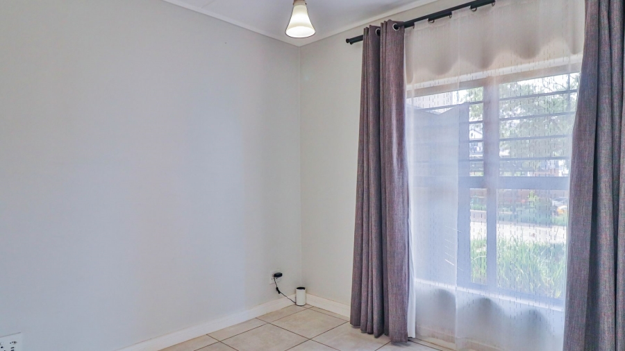 To Let 3 Bedroom Property for Rent in Savannah Country Estate Gauteng