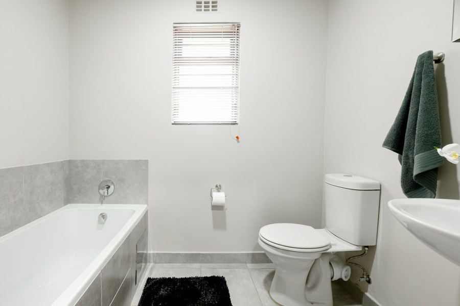 2 Bedroom Property for Sale in Sinoville Gauteng