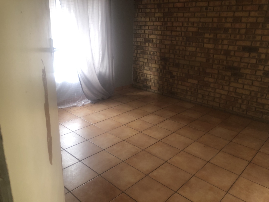 10 Bedroom Property for Sale in Pretoria North Gauteng