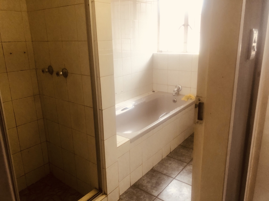 10 Bedroom Property for Sale in Pretoria North Gauteng