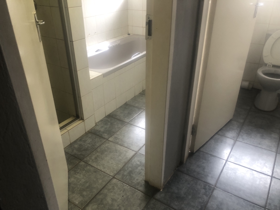 10 Bedroom Property for Sale in Pretoria North Gauteng