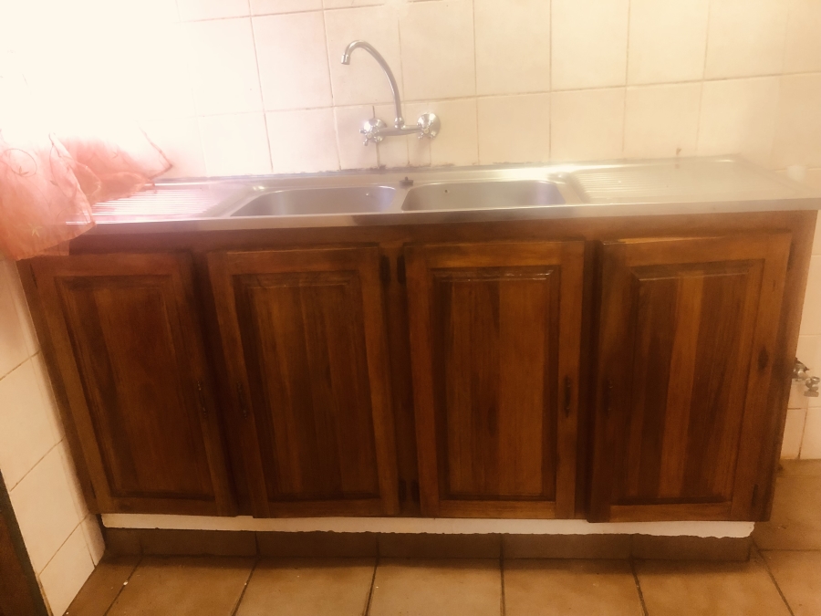 10 Bedroom Property for Sale in Pretoria North Gauteng