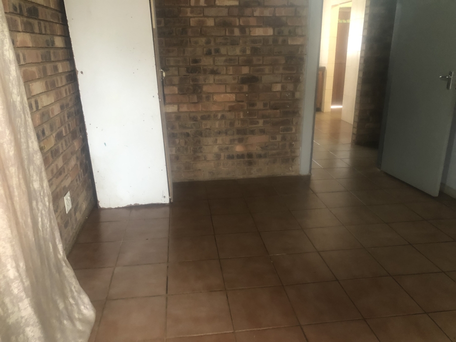 10 Bedroom Property for Sale in Pretoria North Gauteng