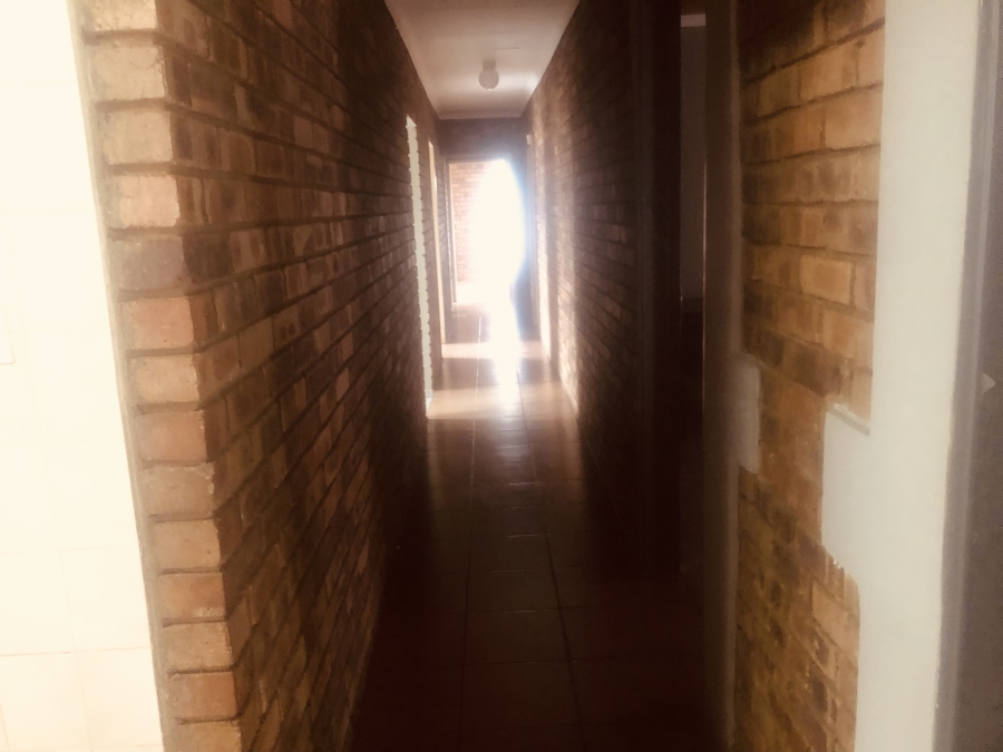 10 Bedroom Property for Sale in Pretoria North Gauteng