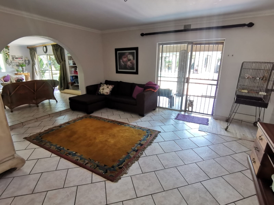 3 Bedroom Property for Sale in Denneoord Gauteng