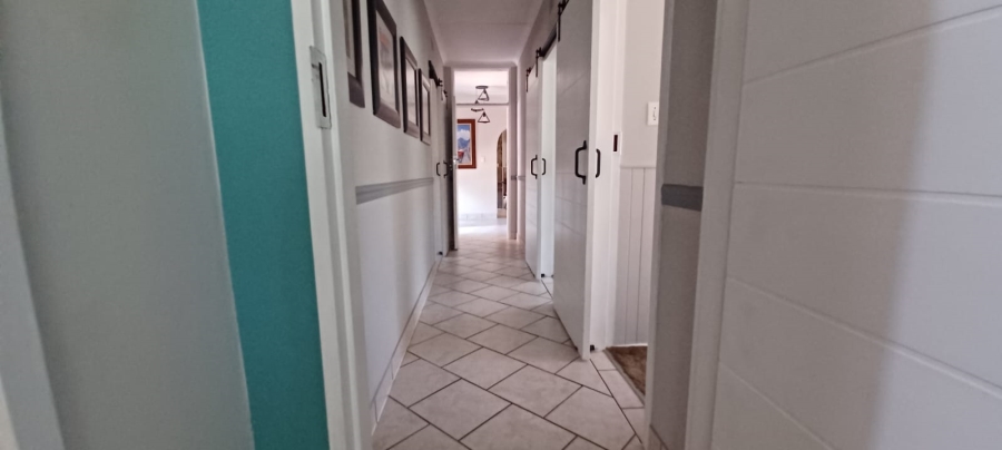 3 Bedroom Property for Sale in Denneoord Gauteng